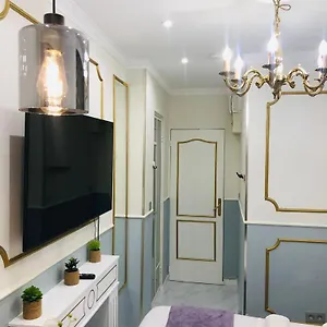 De Luxe Paris